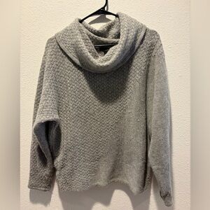 Willi Smith Textured Gray Cowl Neck Sweater